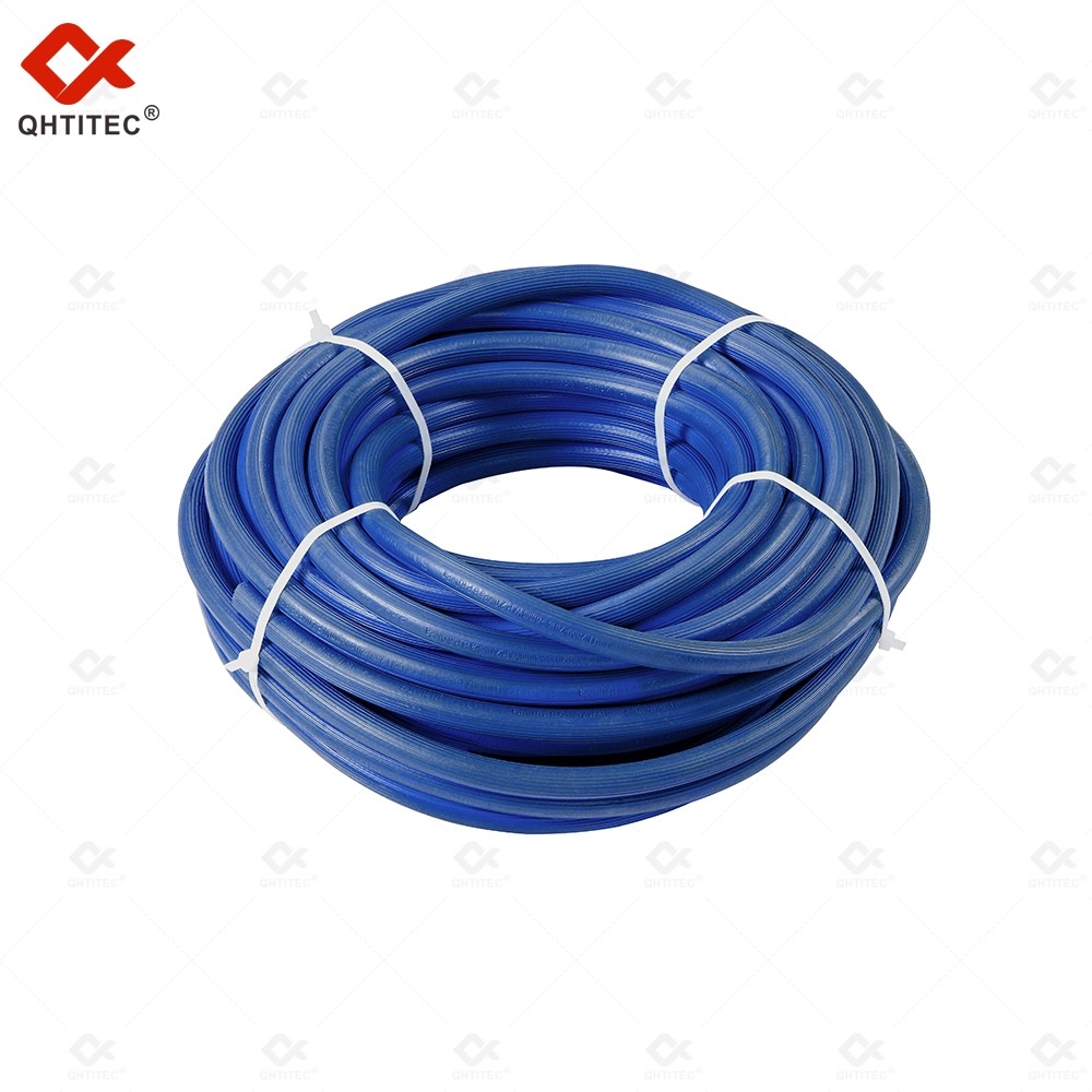 Blue oxygen tube011007